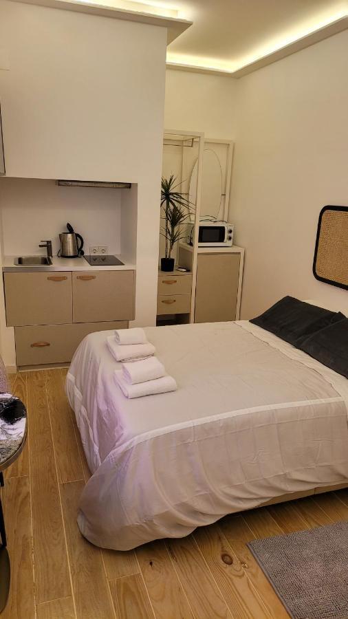 Tiny Studio Rosa - Bairro Alto, Lisbon